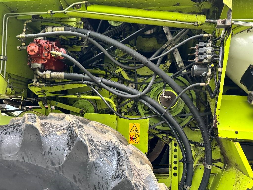 Claas 208 dominator mega combine  leasing Claas 208 dominator mega combine: obrázek 15