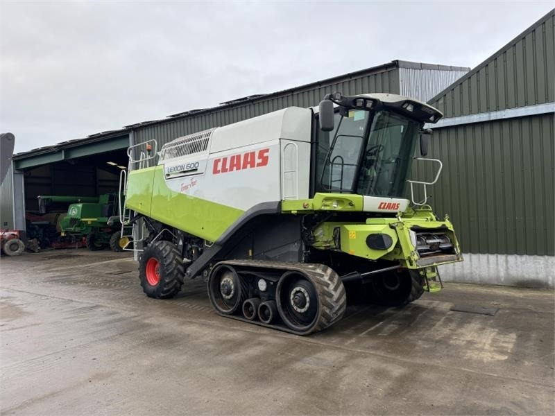 Claas Lexion 600TT c/w V1200 Header - Příslušenství ke kombajnům: obrázek 1 Claas Lexion 600TT c/w V1200 Header - Příslušenství ke kombajnům: obrázek 1