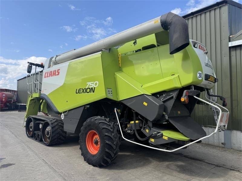 Claas Lexion 750TT APS Hybrid c/w V900 Header - Příslušenství ke kombajnům: obrázek 2 Claas Lexion 750TT APS Hybrid c/w V900 Header - Příslušenství ke kombajnům: obrázek 2