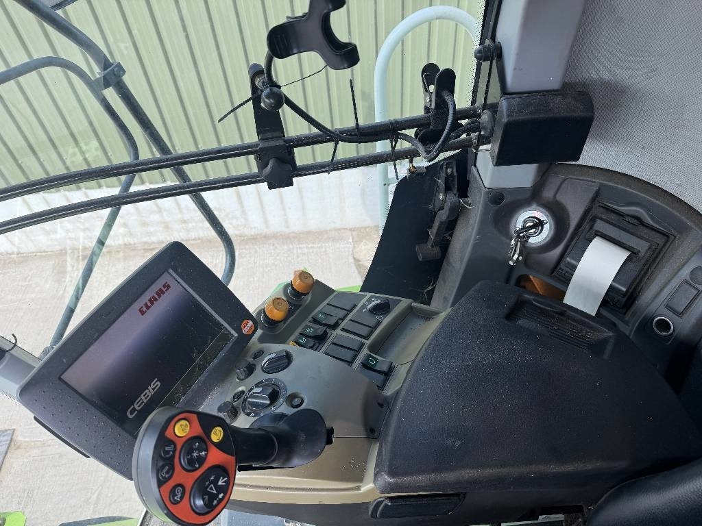 Sklízecí mlátička Claas Lexion 750TT APS Hybrid c/w V900 Header: obrázek 23