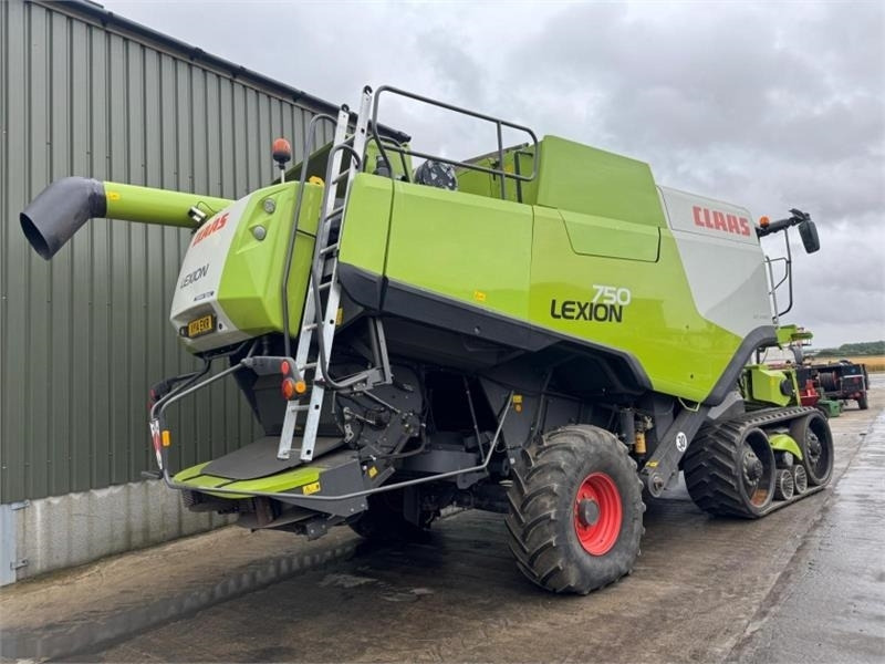 Claas Lexion 750TT APS Hybrid c/w V900 Header **Video Be - Příslušenství ke kombajnům: obrázek 4 Claas Lexion 750TT APS Hybrid c/w V900 Header **Video Be - Příslušenství ke kombajnům: obrázek 4