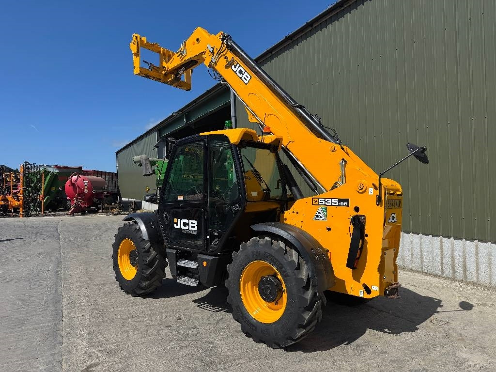 JCB 535-95 - Teleskopický manipulátor: obrázek 4 JCB 535-95 - Teleskopický manipulátor: obrázek 4