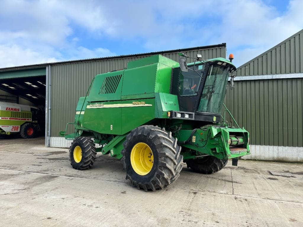 John Deere 1550 WTS - Sklízecí mlátička: obrázek 2 John Deere 1550 WTS - Sklízecí mlátička: obrázek 2