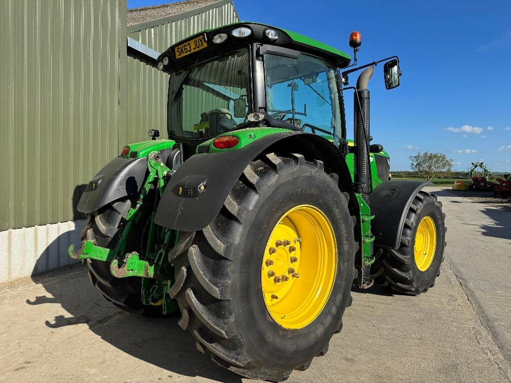 John Deere 6170 R - Traktor: obrázek 4 John Deere 6170 R - Traktor: obrázek 4