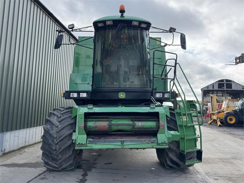 John Deere John Deere 1550 WTS c/w 620R Header - Příslušenství ke kombajnům: obrázek 5 John Deere John Deere 1550 WTS c/w 620R Header - Příslušenství ke kombajnům: obrázek 5