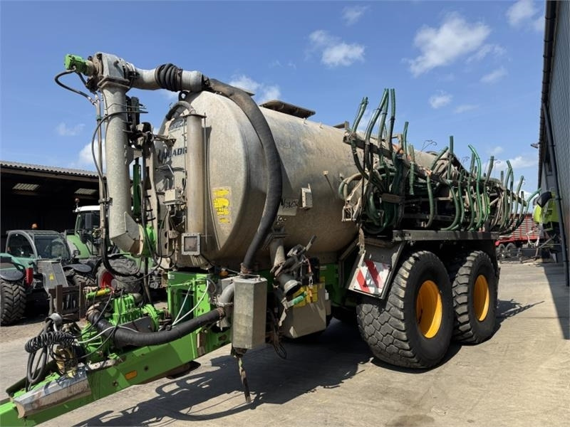 Joskin Quadra 18000 TS Slurry Tanker - Fekální cisterna: obrázek 4 Joskin Quadra 18000 TS Slurry Tanker - Fekální cisterna: obrázek 4