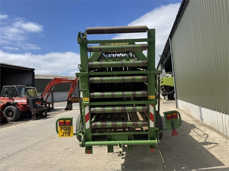 Krone Krone Big Pack 12130 Square Baler - Lis na hranaté balíky: obrázek 3 Krone Krone Big Pack 12130 Square Baler - Lis na hranaté balíky: obrázek 3