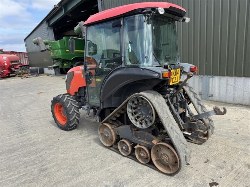 Kubota M8540 Narrow Half Track *85 HP* - Traktor: obrázek 2 Kubota M8540 Narrow Half Track *85 HP* - Traktor: obrázek 2