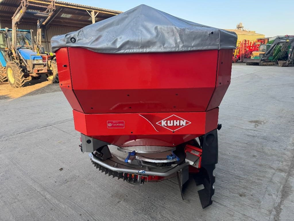 Kuhn Axis 30.1 W - Rozmetadlo hnoje: obrázek 4 Kuhn Axis 30.1 W - Rozmetadlo hnoje: obrázek 4