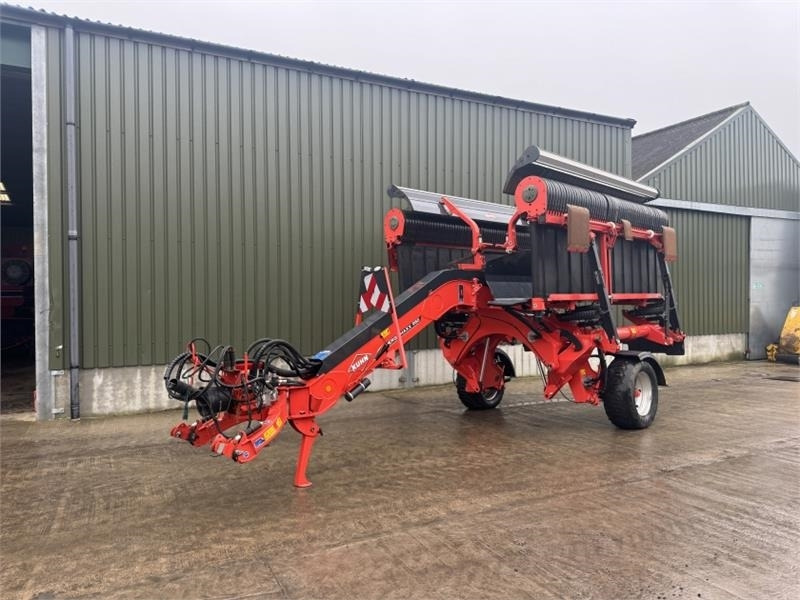 Kuhn Merge Maxx 950 Merger - Obraceč/ Shrnovač: obrázek 1 Kuhn Merge Maxx 950 Merger - Obraceč/ Shrnovač: obrázek 1