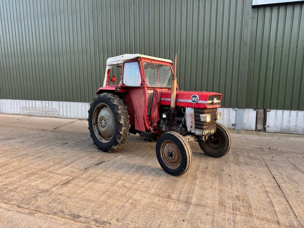 Massey Ferguson 165 - Traktor: obrázek 1 Massey Ferguson 165 - Traktor: obrázek 1