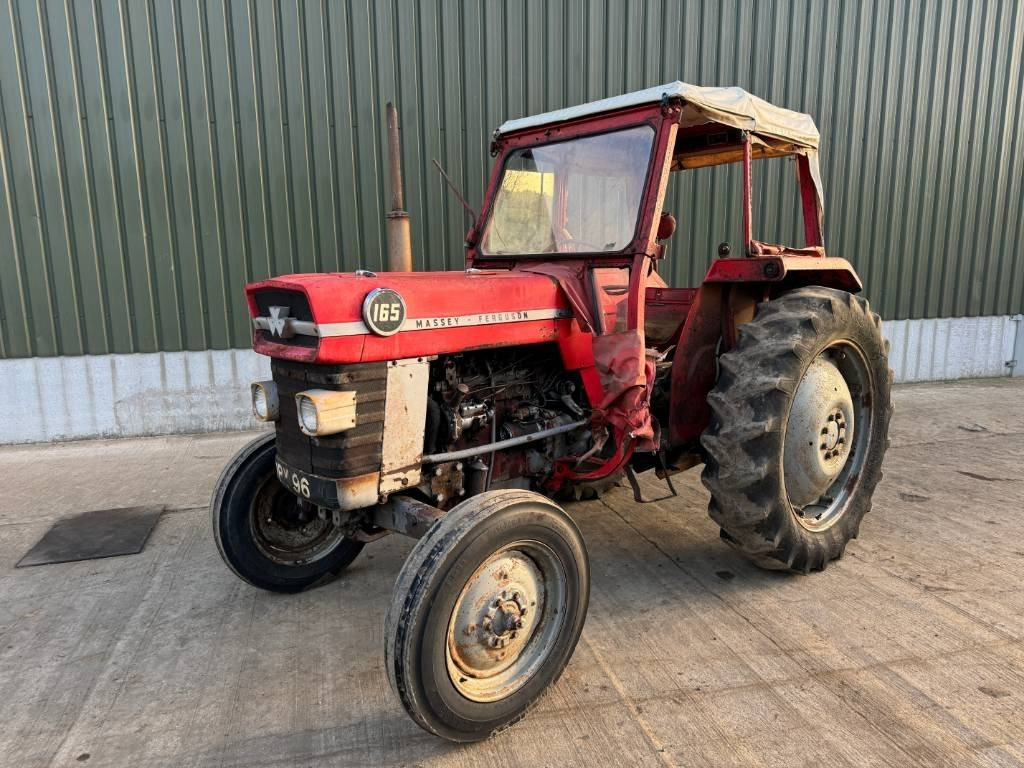 Massey Ferguson 165 - Traktor: obrázek 2 Massey Ferguson 165 - Traktor: obrázek 2
