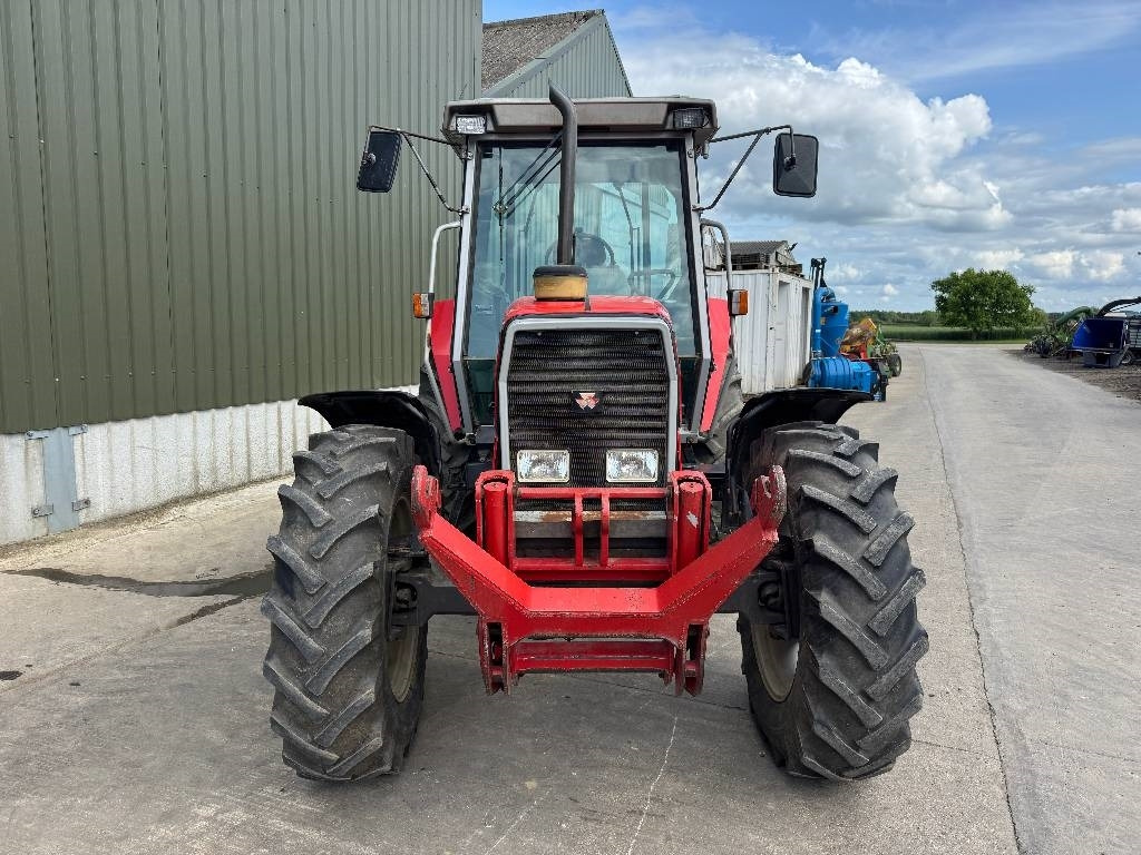 Massey Ferguson 3085 Dynashift - Traktor: obrázek 5 Massey Ferguson 3085 Dynashift - Traktor: obrázek 5