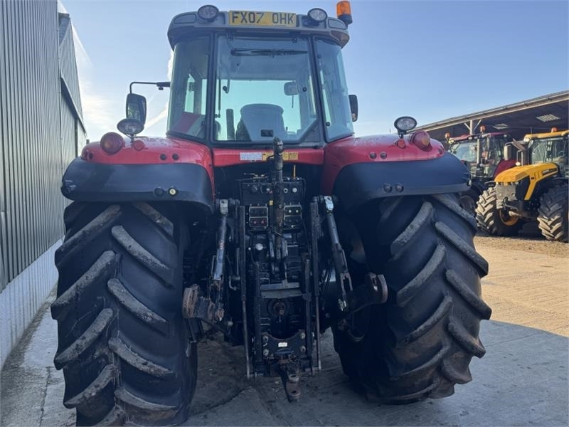 Massey Ferguson 8480 Dyna-VT - Traktor: obrázek 5 Massey Ferguson 8480 Dyna-VT - Traktor: obrázek 5