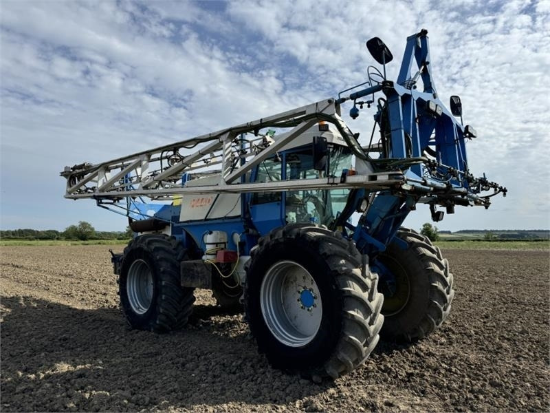 Matrot M44D 36m Self Propelled Sprayer - Nesený postřikovač: obrázek 5 Matrot M44D 36m Self Propelled Sprayer - Nesený postřikovač: obrázek 5