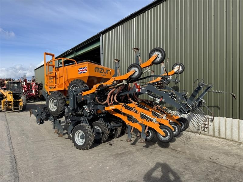 Mzuri Pro Till 4T Seed Drill - Secí kombinace: obrázek 3 Mzuri Pro Till 4T Seed Drill - Secí kombinace: obrázek 3