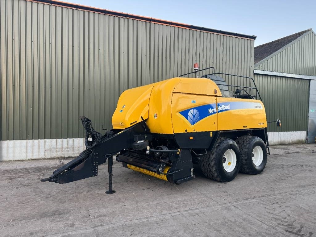 New Holland BB 9060 - Lis na hranaté balíky: obrázek 1 New Holland BB 9060 - Lis na hranaté balíky: obrázek 1