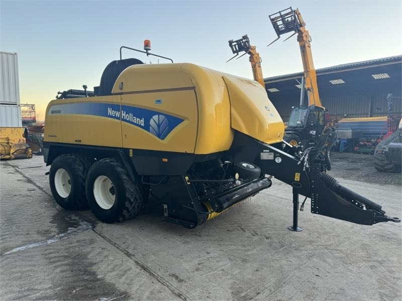 New Holland BB9060 Baler - Lis na hranaté balíky: obrázek 4 New Holland BB9060 Baler - Lis na hranaté balíky: obrázek 4