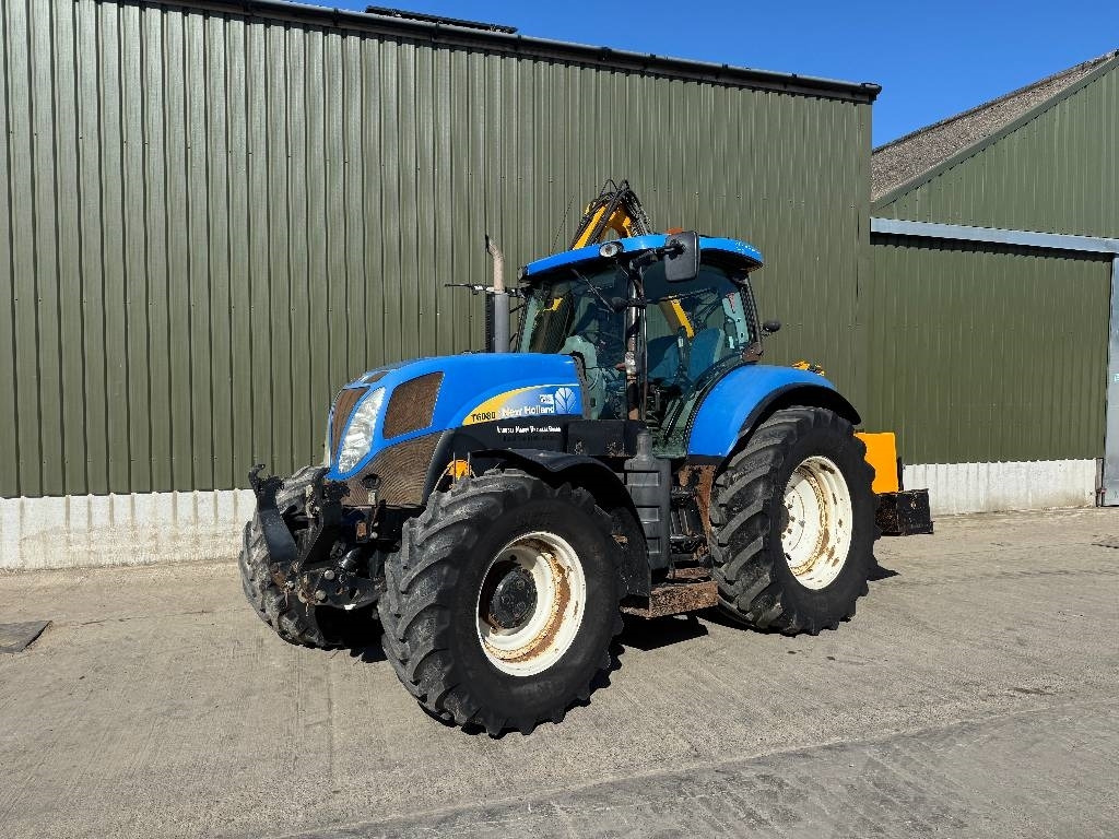 New Holland T6080 c/w Herder Cavalier - Mulčovač: obrázek 1 New Holland T6080 c/w Herder Cavalier - Mulčovač: obrázek 1