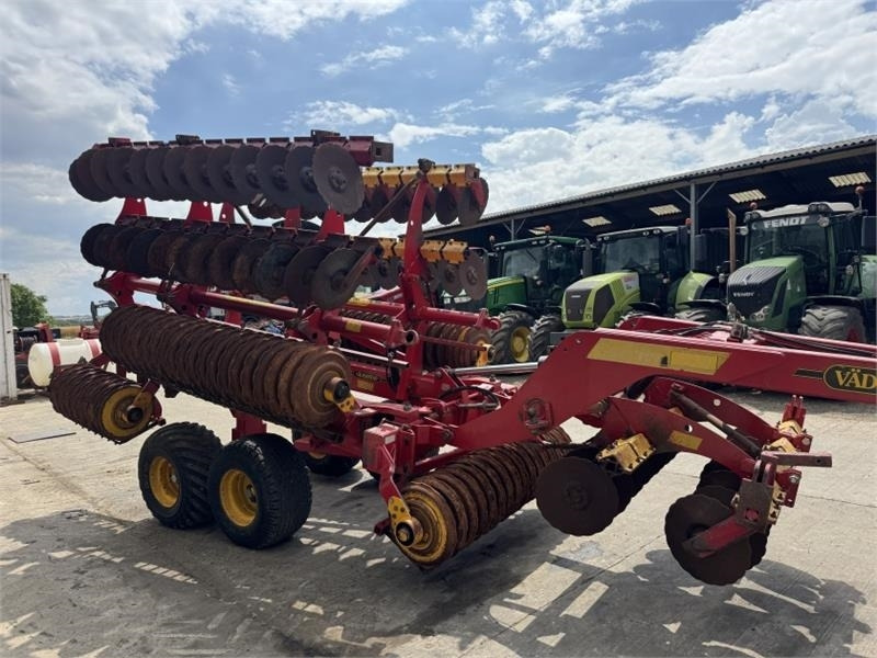 Vaderstad Carrier 820 Cultivator - Rotavátor: obrázek 4 Vaderstad Carrier 820 Cultivator - Rotavátor: obrázek 4