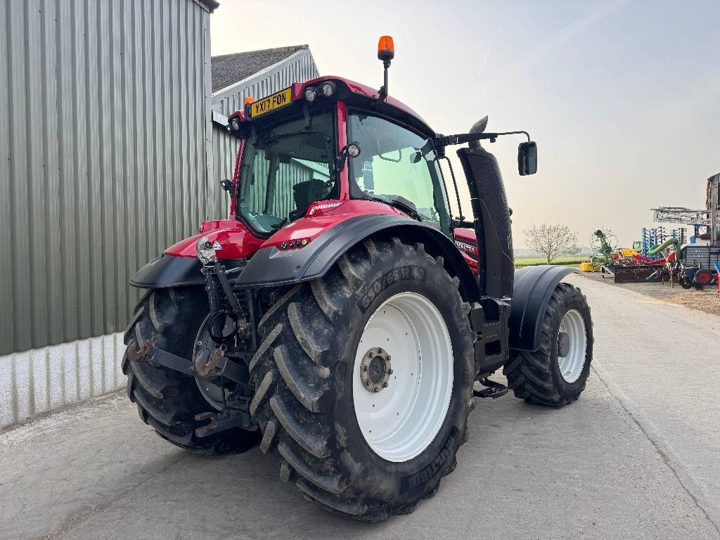 Valtra T194 Versu - Traktor: obrázek 4 Valtra T194 Versu - Traktor: obrázek 4