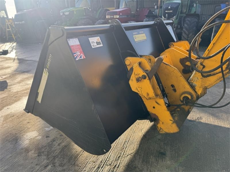 X Form 2 Tonne Grain Bucket - Teleskopický manipulátor: obrázek 3 X Form 2 Tonne Grain Bucket - Teleskopický manipulátor: obrázek 3