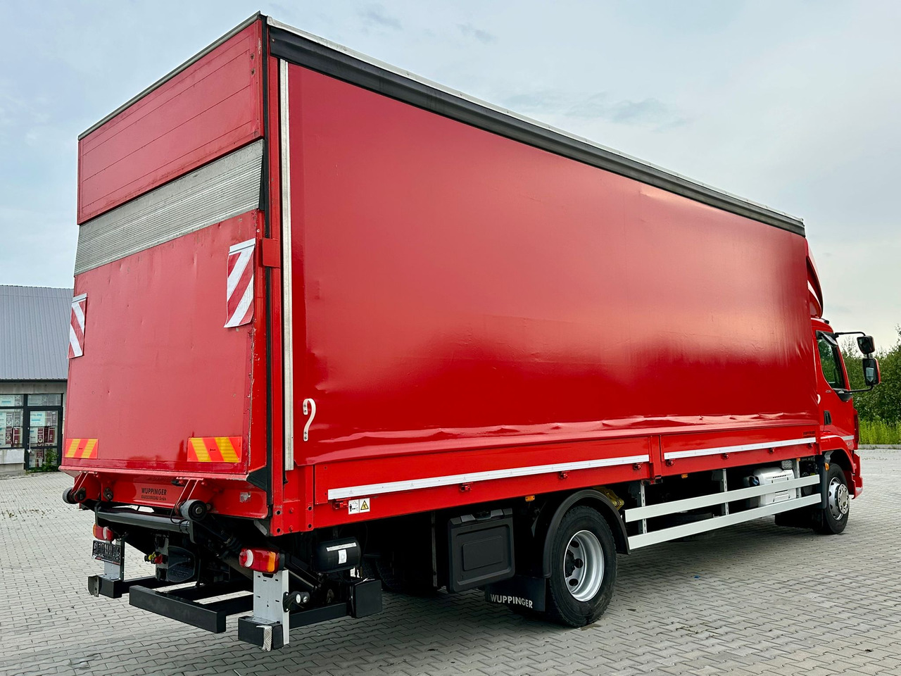 DAF LF 290 / BURTO - FIRANKA / 18 PALET / WINDA / 16 T DMC / SYPIALKA / 2020 ROK / SPROWADZONY - Plachtový nákladní auto: obrázek 4 DAF LF 290 / BURTO - FIRANKA / 18 PALET / WINDA / 16 T DMC / SYPIALKA / 2020 ROK / SPROWADZONY - Plachtový nákladní auto: obrázek 4