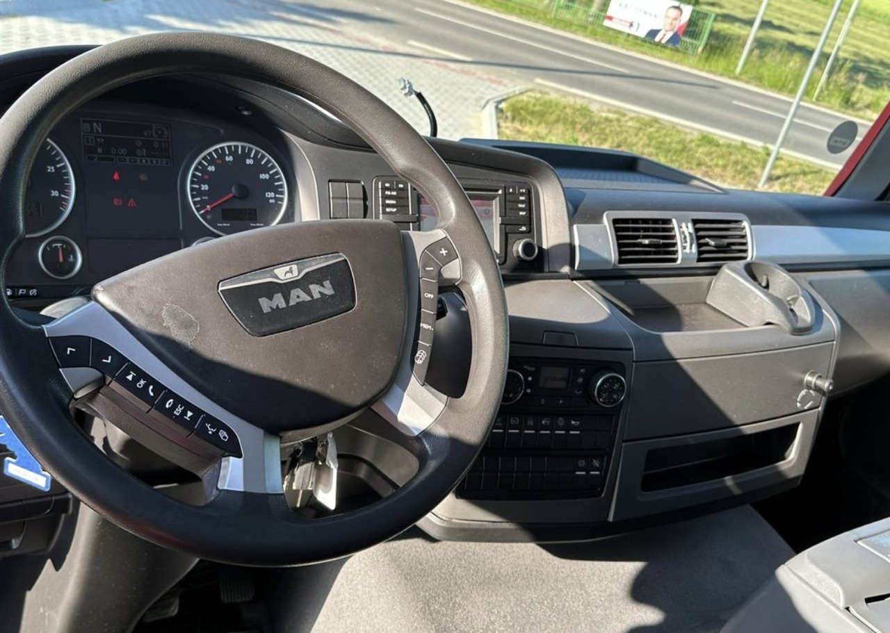 Plachtový nákladní auto MAN TGM 15.290 / FIRANKA / 21 EUROPALET / AUTOMAT: obrázek 26