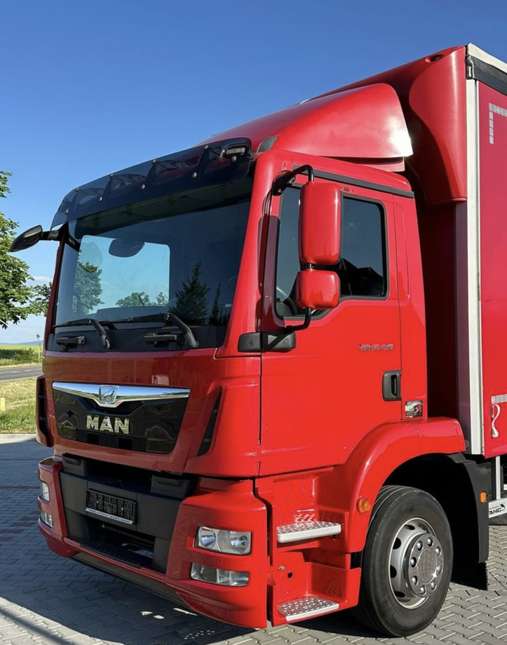 Plachtový nákladní auto MAN TGM 15.290 / FIRANKA / 21 EUROPALET / AUTOMAT: obrázek 6