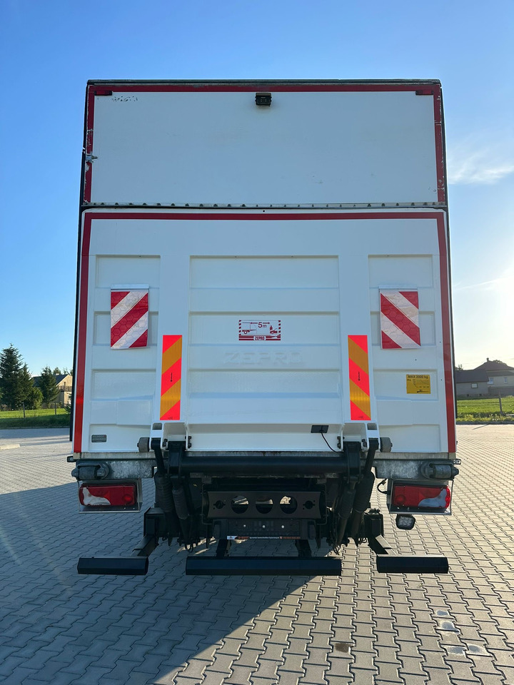 MAN TGM 18.290 / CHŁODNIA / WINDA / 20 EUROPALET / 8.2 M DŁUGOŚCI / 2018 ROK / 410 TYS KM - Chladírenský nákladní automobil: obrázek 4 MAN TGM 18.290 / CHŁODNIA / WINDA / 20 EUROPALET / 8.2 M DŁUGOŚCI / 2018 ROK / 410 TYS KM - Chladírenský nákladní automobil: obrázek 4