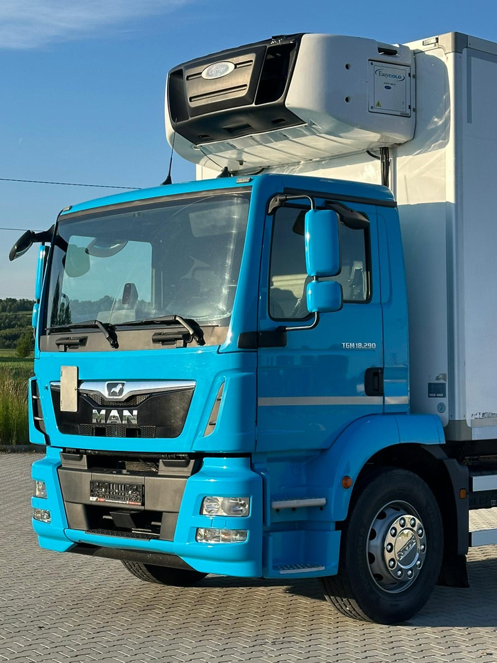 MAN TGM 18.290 / CHŁODNIA / WINDA / 20 EUROPALET / 8.2 M DŁUGOŚCI / 2018 ROK / 410 TYS KM - Chladírenský nákladní automobil: obrázek 5 MAN TGM 18.290 / CHŁODNIA / WINDA / 20 EUROPALET / 8.2 M DŁUGOŚCI / 2018 ROK / 410 TYS KM - Chladírenský nákladní automobil: obrázek 5
