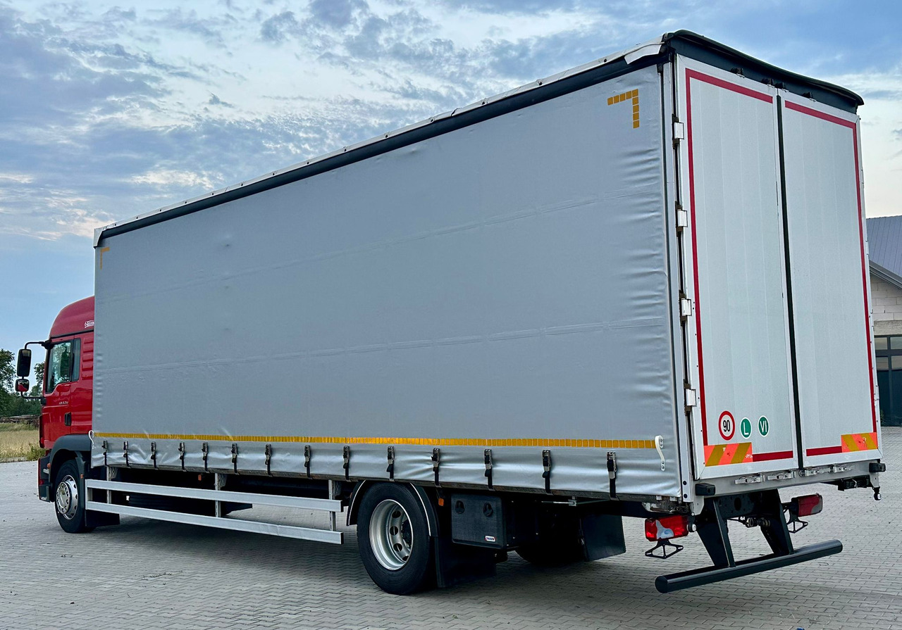 MAN TGM 18.290 / FIRANKA / 22 PALETY / AUTOMAT / EURO 6 / SYPIALKA / ŁADOWNOŚĆ 9 700 - Plachtový nákladní auto: obrázek 3 MAN TGM 18.290 / FIRANKA / 22 PALETY / AUTOMAT / EURO 6 / SYPIALKA / ŁADOWNOŚĆ 9 700 - Plachtový nákladní auto: obrázek 3