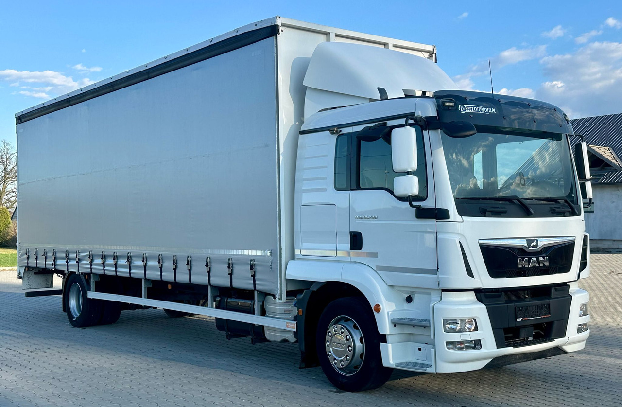 MAN TGM 18.290 / FIRANKA / WINDA / 22 EUROPALETY / AUTOMAT / SYPIALKA / 9 059 KG ŁADOWNOŚCI / NISKI PRZEBIEG / ZSUWANY DACH / EURO 6 - Plachtový nákladní auto: obrázek 1 MAN TGM 18.290 / FIRANKA / WINDA / 22 EUROPALETY / AUTOMAT / SYPIALKA / 9 059 KG ŁADOWNOŚCI / NISKI PRZEBIEG / ZSUWANY DACH / EURO 6 - Plachtový nákladní auto: obrázek 1