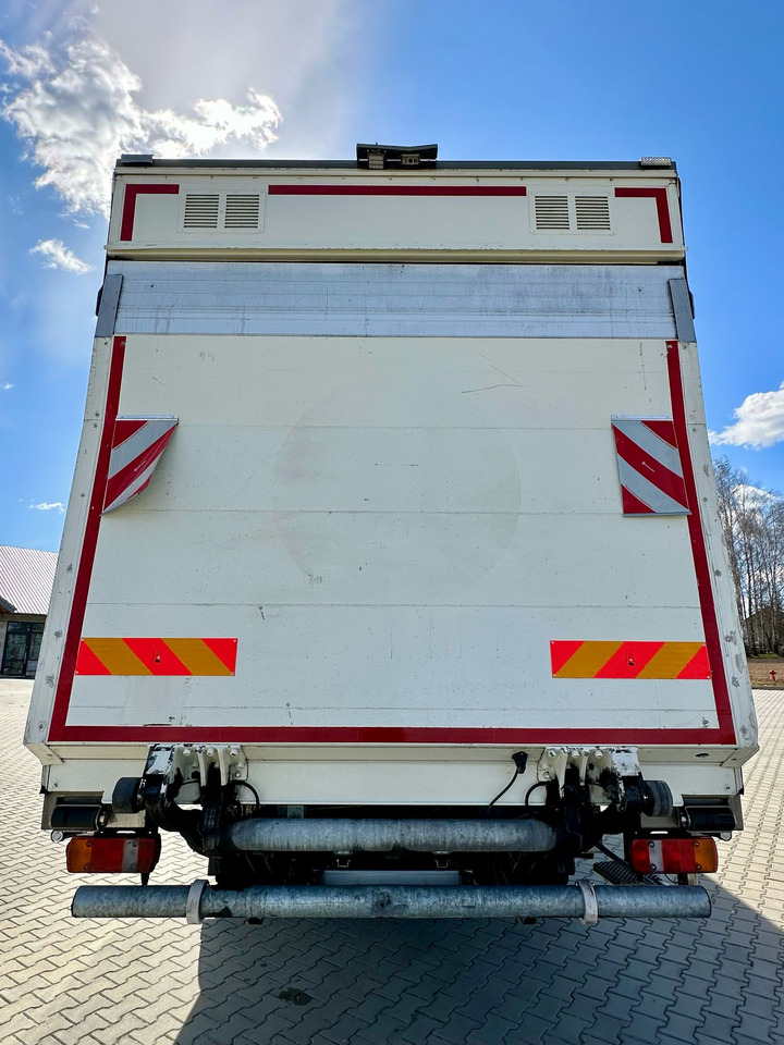 MAN TGX 18.360 / CHŁODNIA / WINDA / AUTOMAT / 19 EUROPALET / THERMO KING / SYPIALKA / SPROWADZONY - Chladírenský nákladní automobil: obrázek 5 MAN TGX 18.360 / CHŁODNIA / WINDA / AUTOMAT / 19 EUROPALET / THERMO KING / SYPIALKA / SPROWADZONY - Chladírenský nákladní automobil: obrázek 5