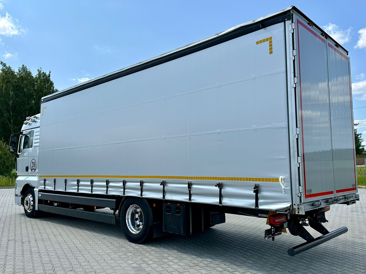 MAN TGX 18.460 / FIRANKA / 20 EUROPALET / ALUSY / SKÓRY / 260 TYS KM / 2019 ROK / Z NIEMIEC - Plachtový nákladní auto: obrázek 4 MAN TGX 18.460 / FIRANKA / 20 EUROPALET / ALUSY / SKÓRY / 260 TYS KM / 2019 ROK / Z NIEMIEC - Plachtový nákladní auto: obrázek 4