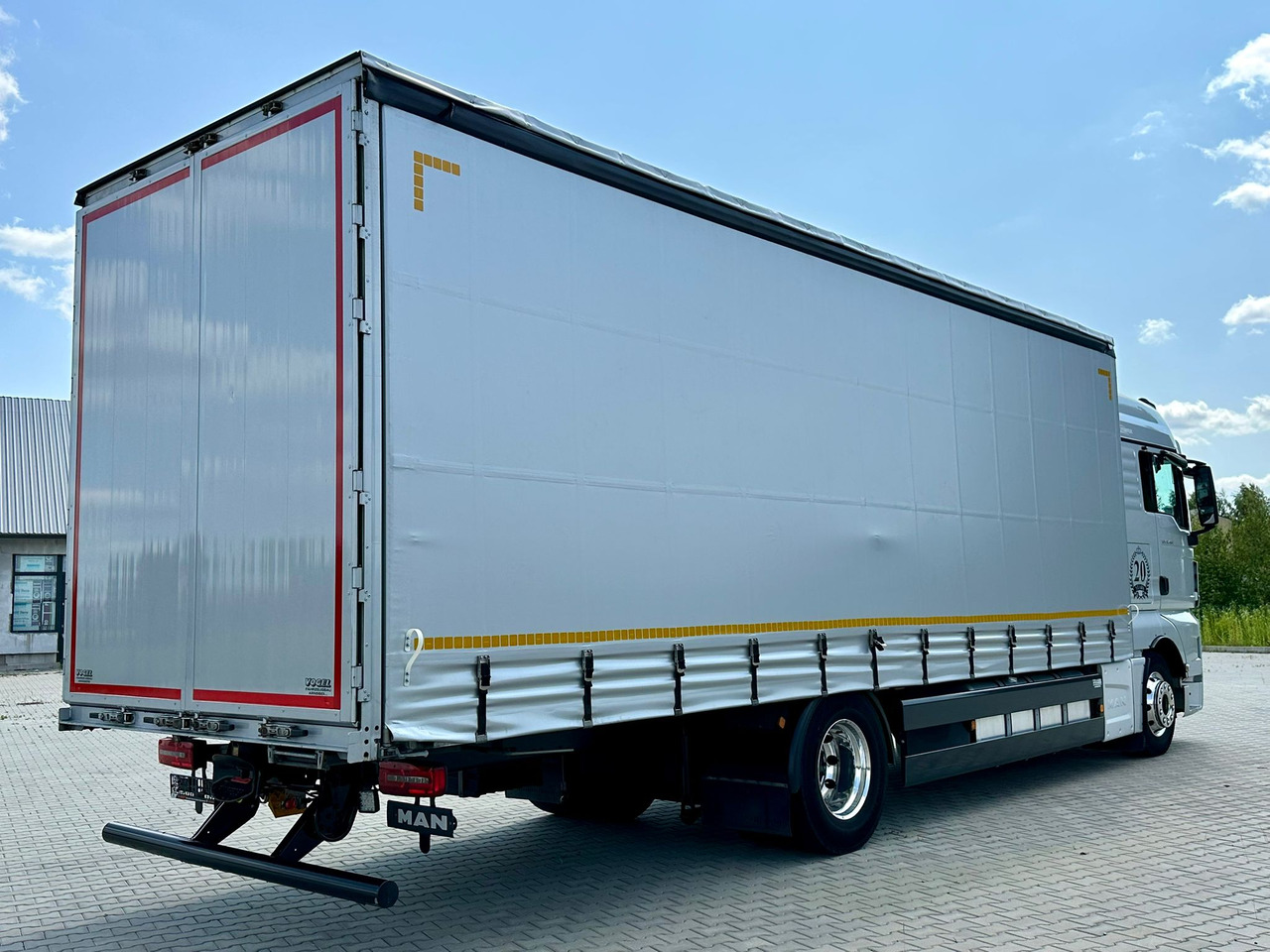 MAN TGX 18.460 / FIRANKA / 20 EUROPALET / ALUSY / SKÓRY / 260 TYS KM / 2019 ROK / Z NIEMIEC - Plachtový nákladní auto: obrázek 3 MAN TGX 18.460 / FIRANKA / 20 EUROPALET / ALUSY / SKÓRY / 260 TYS KM / 2019 ROK / Z NIEMIEC - Plachtový nákladní auto: obrázek 3