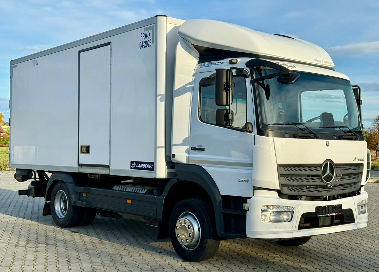 MERCEDES-BENZ ATEGO 1218 / CHŁODNIA / IZOTERMA / WINDA / 5.10 M DŁUGOŚCI / LAMBERET / AUTOMAT / 2017 ROK / 410 TYŚ KM - Chladírenský nákladní automobil: obrázek 1 MERCEDES-BENZ ATEGO 1218 / CHŁODNIA / IZOTERMA / WINDA / 5.10 M DŁUGOŚCI / LAMBERET / AUTOMAT / 2017 ROK / 410 TYŚ KM - Chladírenský nákladní automobil: obrázek 1