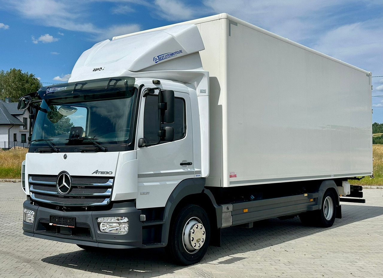 MERCEDES-BENZ ATEGO / 1221 / IZOTERMA / KONTENER / AUTOMAT / 230 TYS KM / 17 EUROPALET / 6.8 M DŁUGOŚCI / 2019 ROK - Izotermický nákladní automobil: obrázek 2 MERCEDES-BENZ ATEGO / 1221 / IZOTERMA / KONTENER / AUTOMAT / 230 TYS KM / 17 EUROPALET / 6.8 M DŁUGOŚCI / 2019 ROK - Izotermický nákladní automobil: obrázek 2