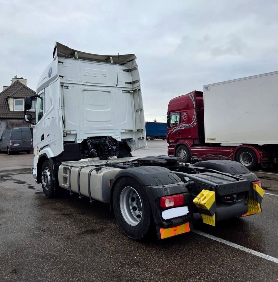 DAF XF 480 / STANDARD / GWARANCJA / DWA ZBIORNIKI / JAK NOWY - Tahač: obrázek 4 DAF XF 480 / STANDARD / GWARANCJA / DWA ZBIORNIKI / JAK NOWY - Tahač: obrázek 4