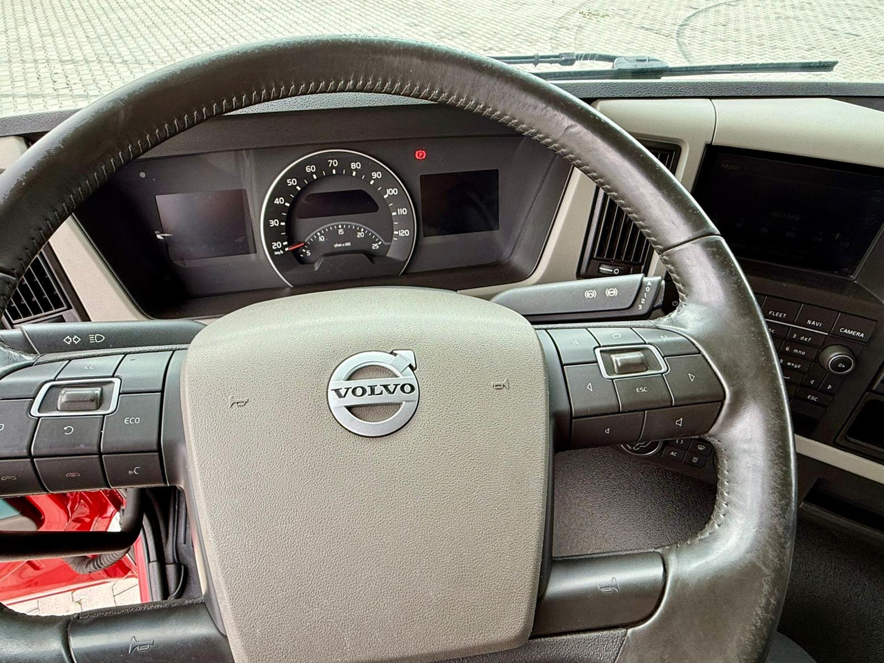 VOLVO FM 410 / FIRANKA / 18 EUROPALET / AUTOMAT / SYPIALKA / SPROWADZONE / 2017 ROK leasing VOLVO FM 410 / FIRANKA / 18 EUROPALET / AUTOMAT / SYPIALKA / SPROWADZONE / 2017 ROK: obrázek 19 VOLVO FM 410 / FIRANKA / 18 EUROPALET / AUTOMAT / SYPIALKA / SPROWADZONE / 2017 ROK leasing VOLVO FM 410 / FIRANKA / 18 EUROPALET / AUTOMAT / SYPIALKA / SPROWADZONE / 2017 ROK: obrázek 19