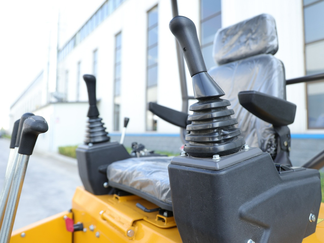 Nový Mini rýpadlo Müller Machinery Diesel Mini excavator 1.6 Ton - Müller Machinery MB 16 - SH Laidong LL380B motor: obrázek 8