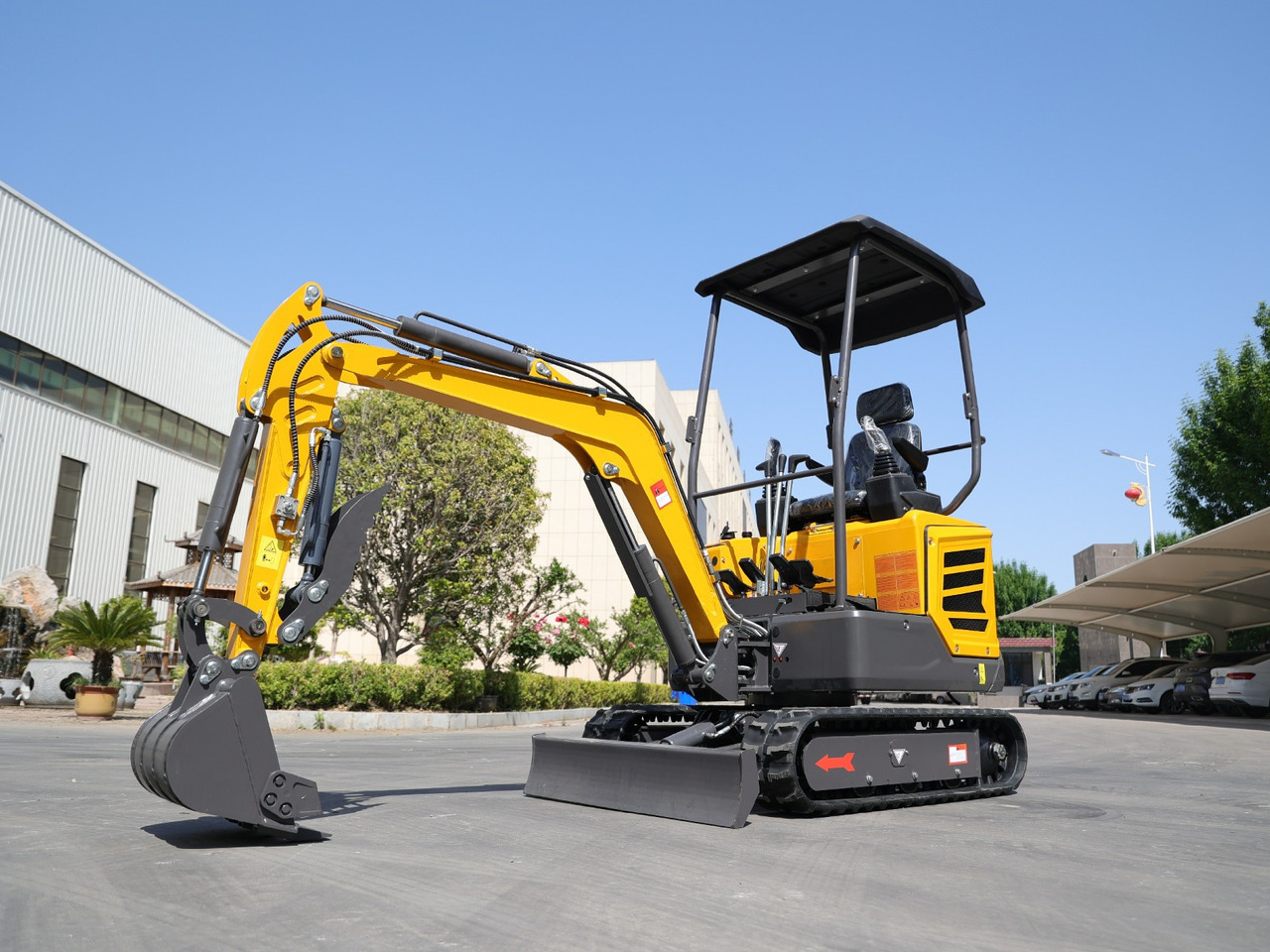 Müller Machinery Diesel Mini excavator 1.8 Ton - Mini excavator MB 18 - SH Laidong KM385B motor - Mini rýpadlo: obrázek 3 Müller Machinery Diesel Mini excavator 1.8 Ton - Mini excavator MB 18 - SH Laidong KM385B motor - Mini rýpadlo: obrázek 3