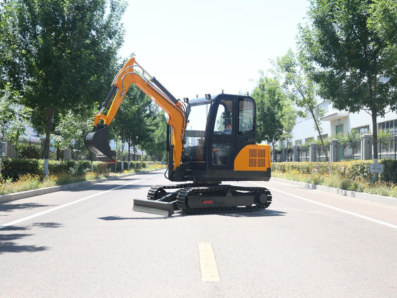 Müller Machinery Diesel Mini excavator 4 ton - Müller Machinery MB 40 - VKSH Xinchai 4D32 Series Motor - Mini rýpadlo: obrázek 1 Müller Machinery Diesel Mini excavator 4 ton - Müller Machinery MB 40 - VKSH Xinchai 4D32 Series Motor - Mini rýpadlo: obrázek 1