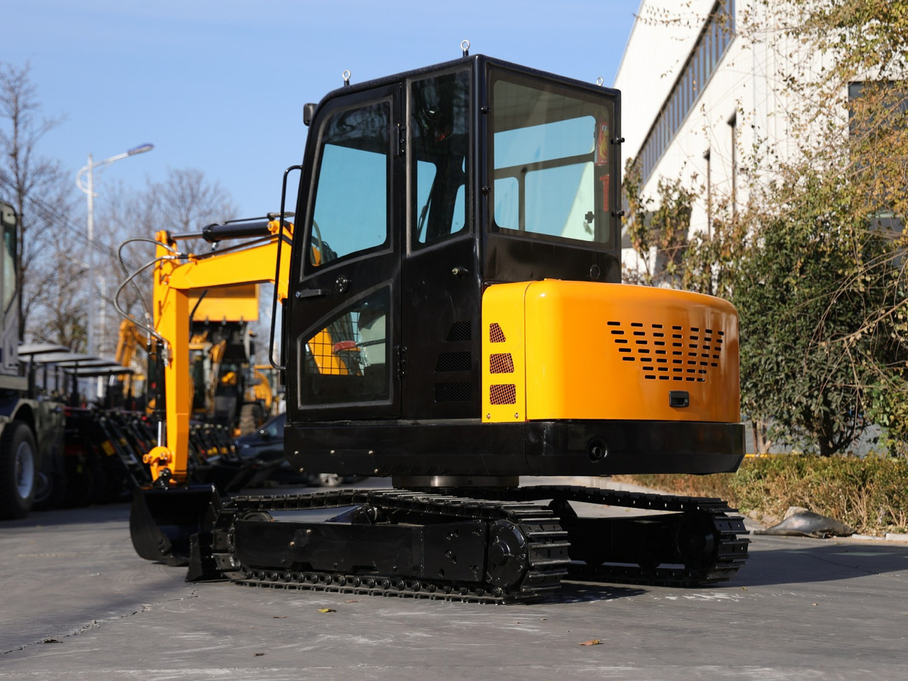Müller Machinery - Xinchai 4D32 Motor Diesel Mini excavator 3.5 Ton - Müller Machinery MB 35 - VKSH - Mini rýpadlo: obrázek 5 Müller Machinery - Xinchai 4D32 Motor Diesel Mini excavator 3.5 Ton - Müller Machinery MB 35 - VKSH - Mini rýpadlo: obrázek 5