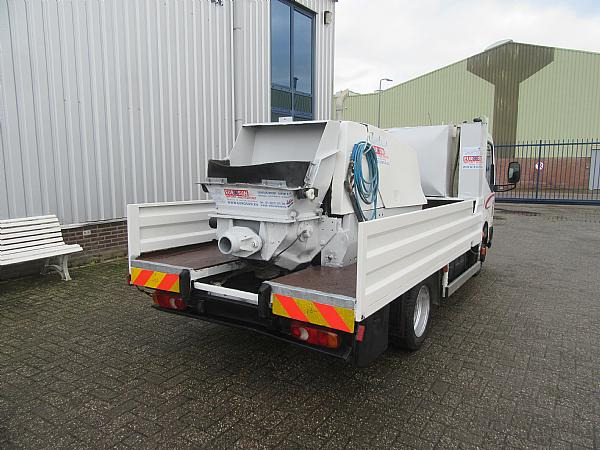 2007 Truck Concrete pump PUTZMEISTER P715 SD - Autočerpadlo: obrázek 3 2007 Truck Concrete pump PUTZMEISTER P715 SD - Autočerpadlo: obrázek 3