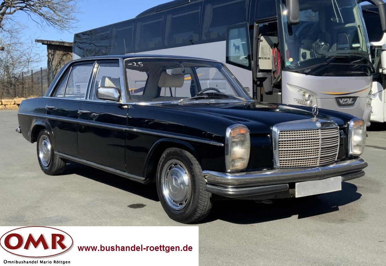Mercedes-Benz 200 D/8 - Osobní auto: obrázek 1 Mercedes-Benz 200 D/8 - Osobní auto: obrázek 1
