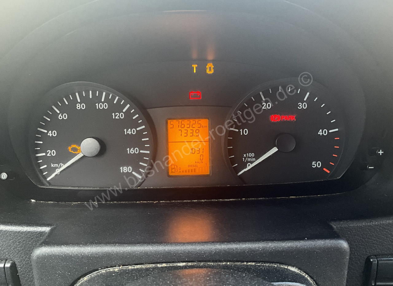 Minibus, Mikrobus Mercedes-Benz 515 CDI Sprinter: obrázek 16