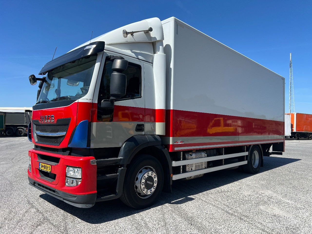 Iveco Stralis 310 AD, 19Ton, Euro 6 - Skříňový nákladní auto: obrázek 1 Iveco Stralis 310 AD, 19Ton, Euro 6 - Skříňový nákladní auto: obrázek 1