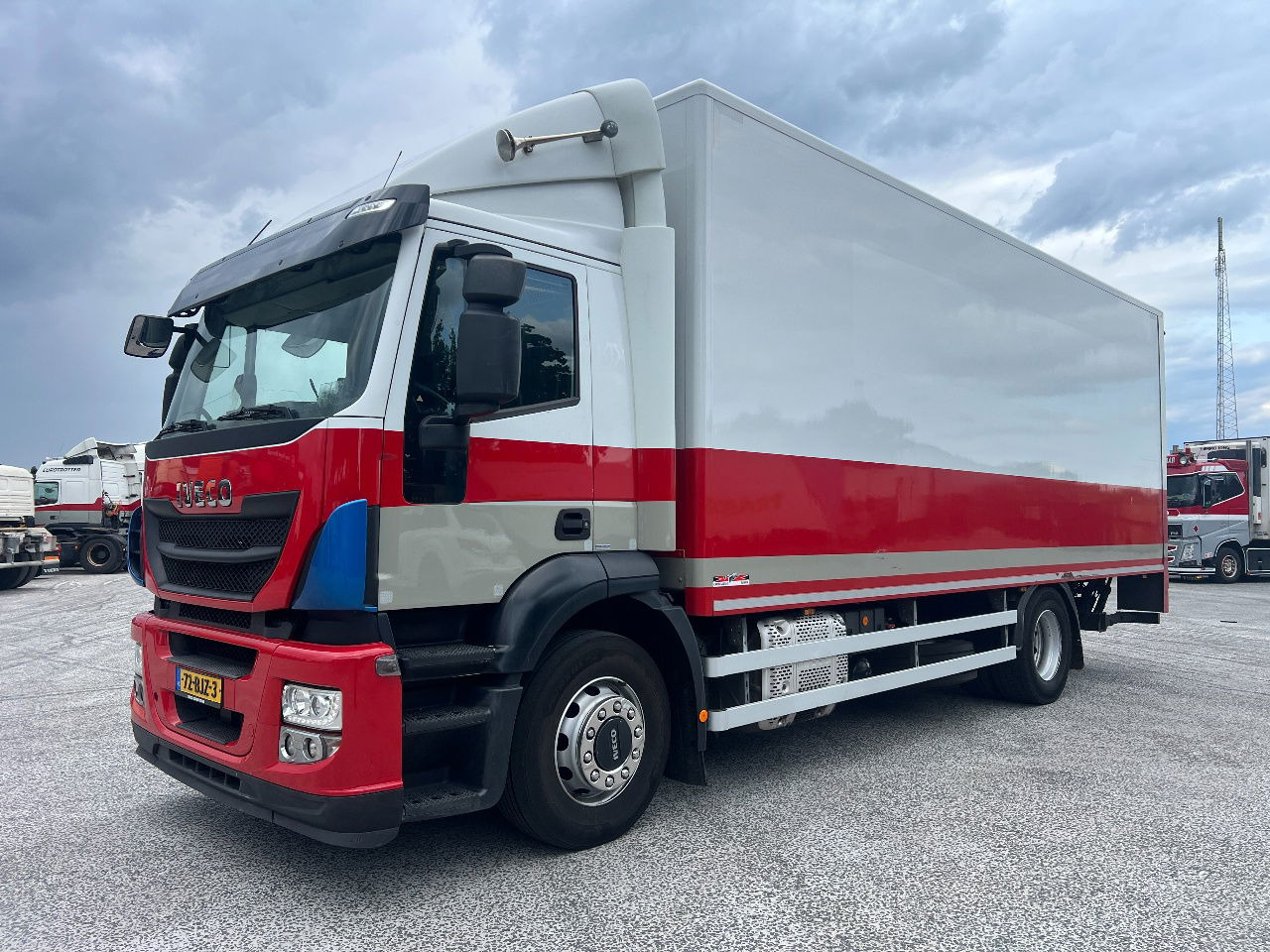 Iveco Stralis 310 AD, 19Ton, Euro 6 - Skříňový nákladní auto: obrázek 1 Iveco Stralis 310 AD, 19Ton, Euro 6 - Skříňový nákladní auto: obrázek 1