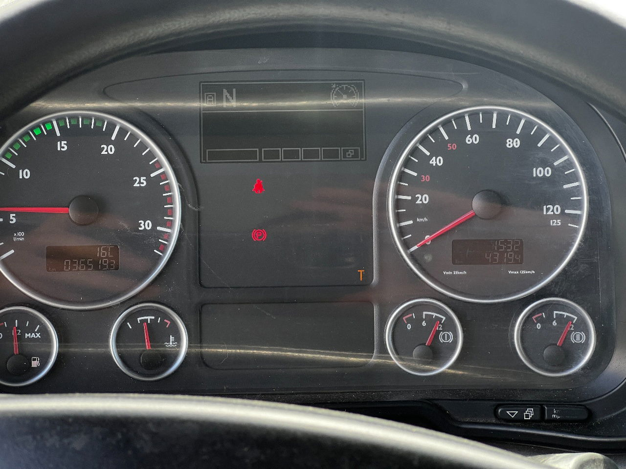 Plachtový nákladní auto MAN TGS 26.400 6x2, Euro 5: obrázek 11